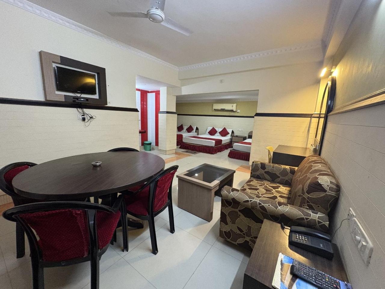 Hotel New Classic Inn Near Sea Beach,Full Air-Conditioning With Restaurant Digha  Esterno foto