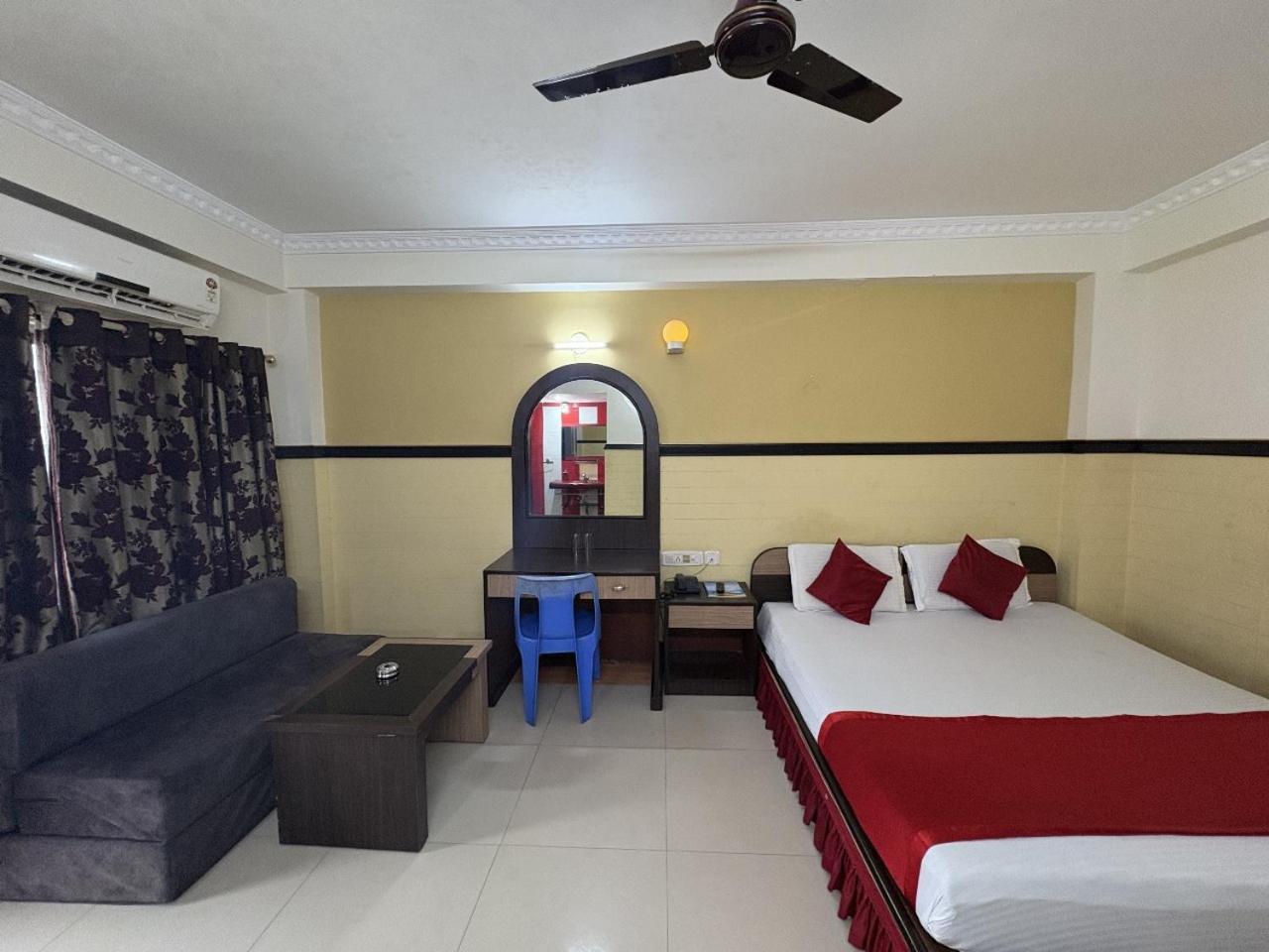 Hotel New Classic Inn Near Sea Beach,Full Air-Conditioning With Restaurant Digha  Esterno foto